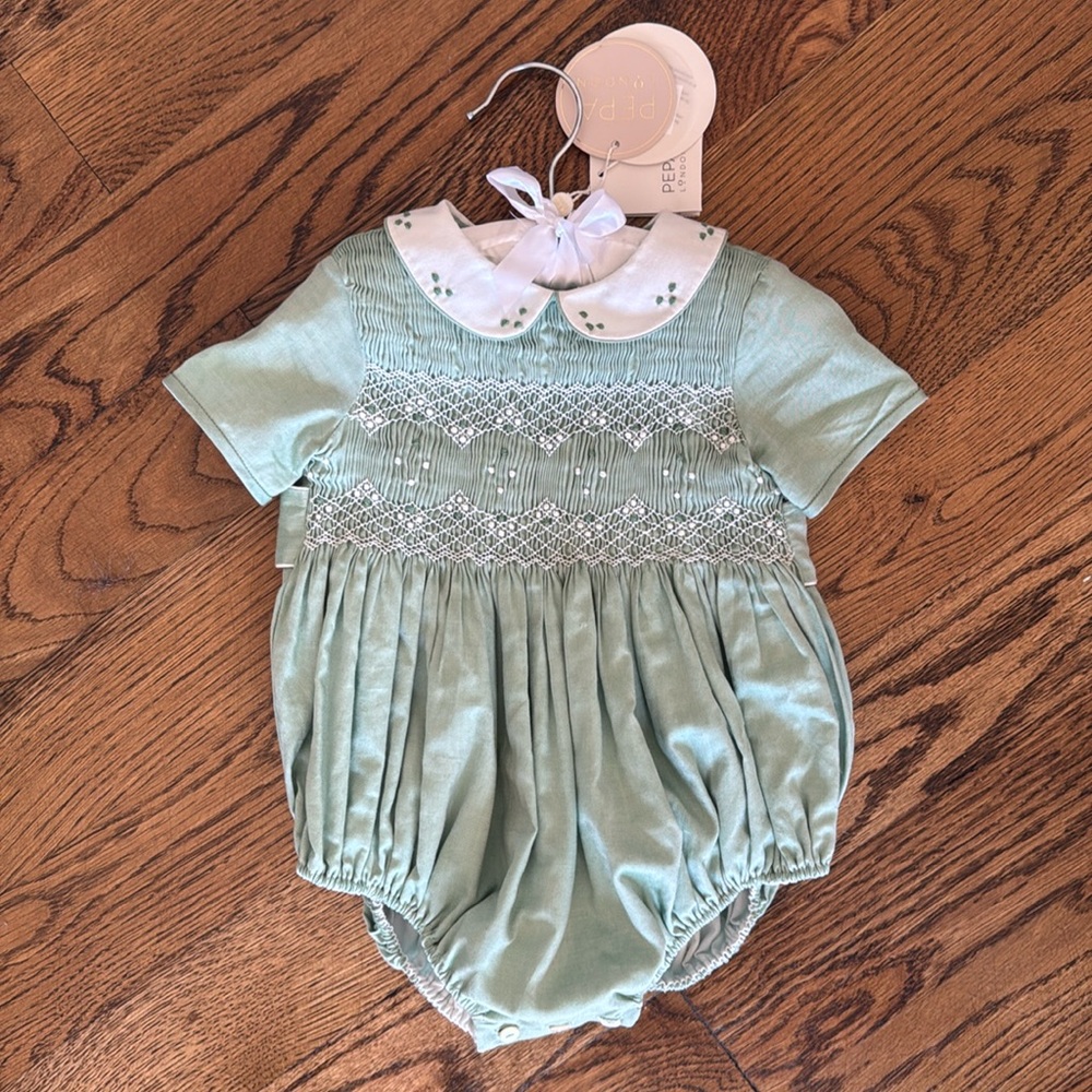 Pepa London smocked bubble green size 18 months 🌿👑 NWT